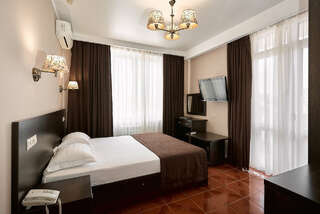 Гостиница Имера Витязево ST2P - Стандарт двухместный с видом на бассейн-5