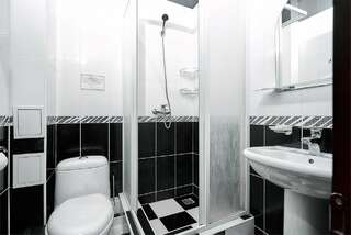 Гостиница Имера Витязево 2х комнатный комфорт с балконом и видом на бассейн-5